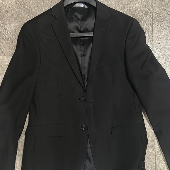 Black full suit - Picture 2 of 13